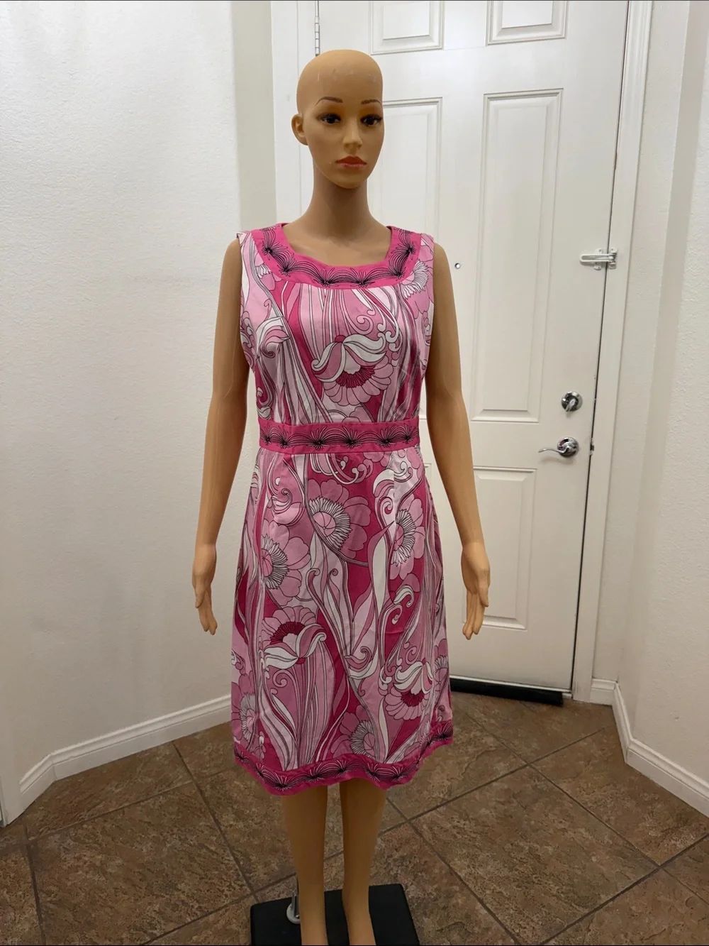 Jillian Jones 10 Sleeveless Pink Floral Embroidered Print Dress Scoop Neck